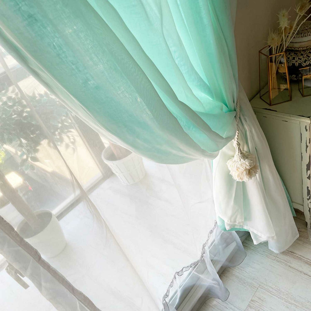 リネン100％の厚地＋レースの一体型オリジナルカーテン＜パステルリーノ　ミントグリーン×シフォン＞