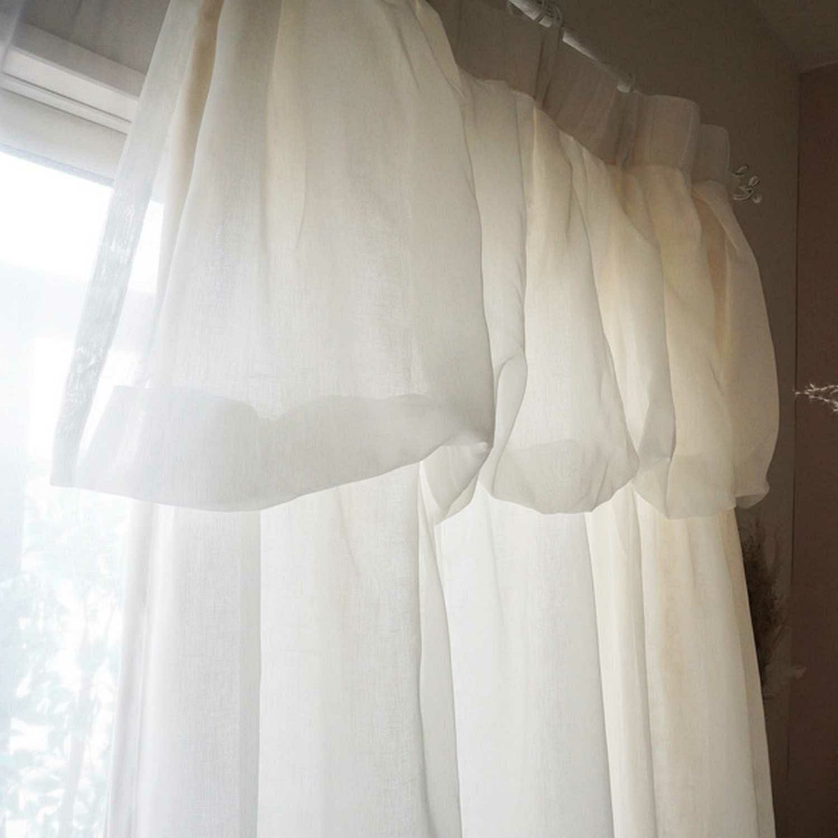 リネン100％の厚地＋レースの一体型カーテン＜パステルリーノ　アイボリー×シフォン＞