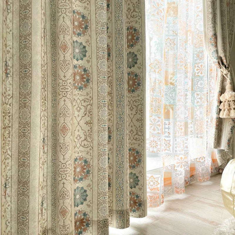 アラビックな幾何学模様デザインのカーテン＜アンティカモロッコ アイボリー＞