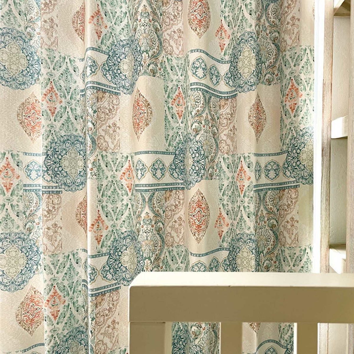 エジプト柄遮光カーテン＜シャリフ グリーン＞