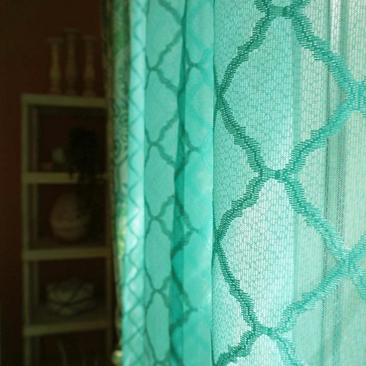 モロッコタイルをデザインした立体感のある編みレース＜レースタジン　ブルー＞